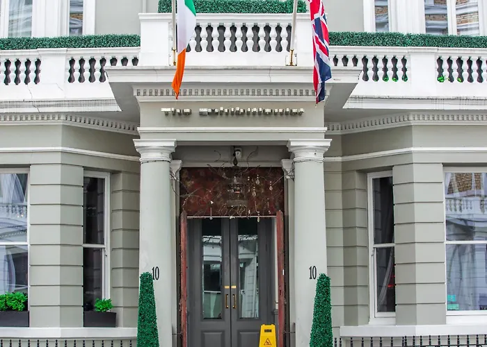 ExhibitionistHotel Stelle